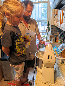Baking cupcakes