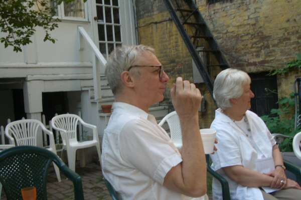 Bob, Margo