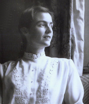 Nathalie Hope